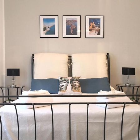 סירקוזה Casa La Morettina - Cortile Privato Interno מראה חיצוני תמונה