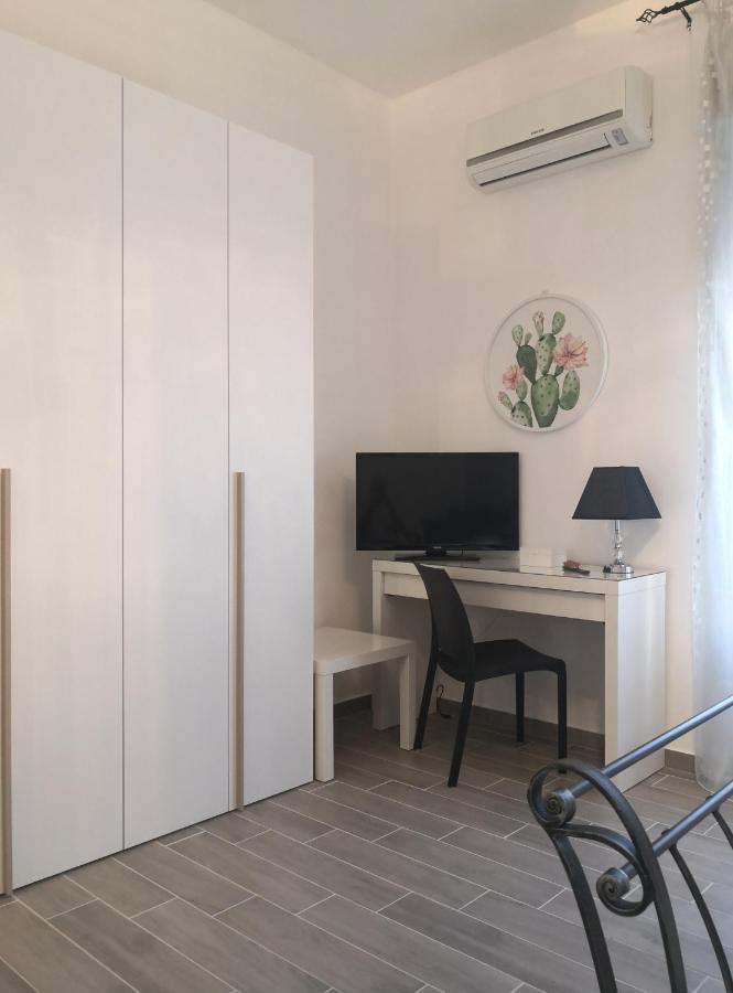 סירקוזה Casa La Morettina - Cortile Privato Interno מראה חיצוני תמונה