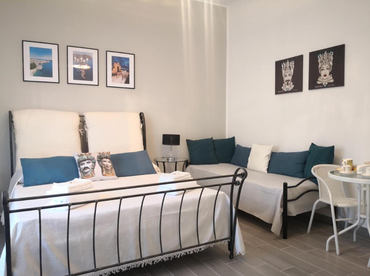 סירקוזה Casa La Morettina - Cortile Privato Interno מראה חיצוני תמונה