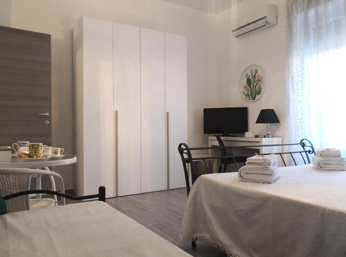 סירקוזה Casa La Morettina - Cortile Privato Interno מראה חיצוני תמונה