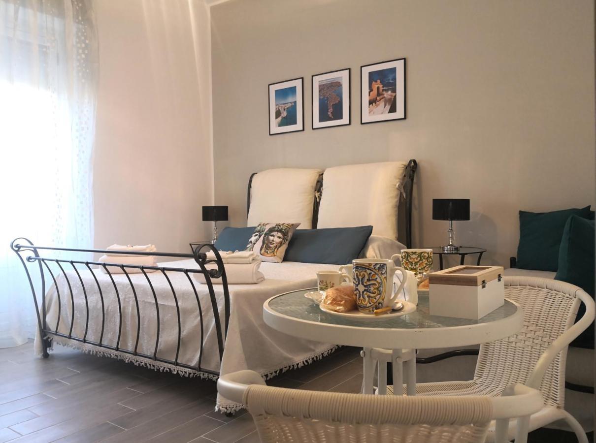 סירקוזה Casa La Morettina - Cortile Privato Interno מראה חיצוני תמונה
