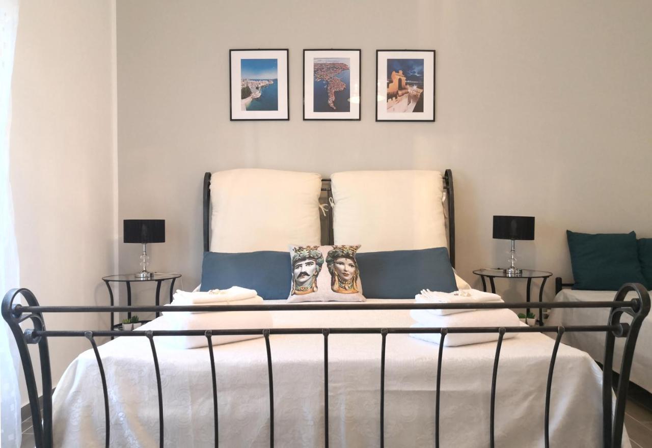 סירקוזה Casa La Morettina - Cortile Privato Interno מראה חיצוני תמונה